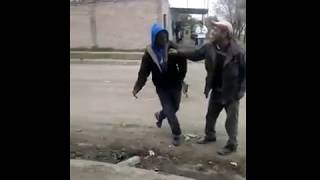 Pelea de borrachos muy graciosa Drunk men fighting very funny 12 [upl. by Dust]