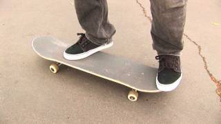 HOW TO KICKFLIP THE EASIEST WAY TUTORIAL [upl. by Vasili261]