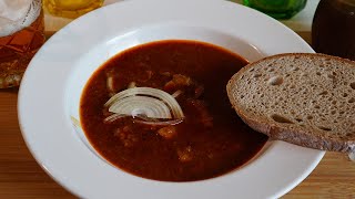 Vynikající VEPŘOVÝ GULÁŠ  Vaříme s Kubíčkem RECEPT 34 [upl. by Erdnaxela534]