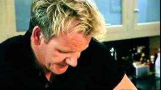 GORDON RAMSAY How to make a classic white sauce with cheese YouTube [upl. by Chet807]