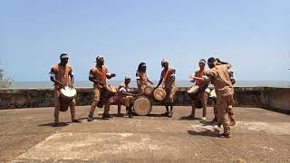 Les Percussions de Kouroussa [upl. by Valora]