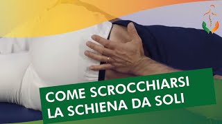 Come scrocchiarsi la zona lombare da soli [upl. by Meara]