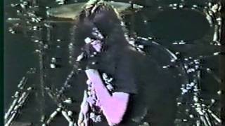 Ramones  Merry Christmas I Dont Want To Fight Tonight  Live 1989 [upl. by Elwaine]