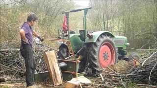 Holz Spalten 2013 mit Fendt Farmer 2 D und Kegelspalter [upl. by Rosana753]