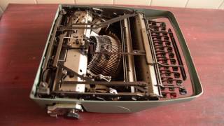 olivetti lettera 32 [upl. by Say]