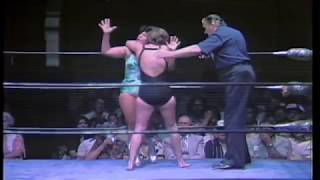 Vicki Williams vs Irma Gonzalez 19800530 [upl. by Phebe]