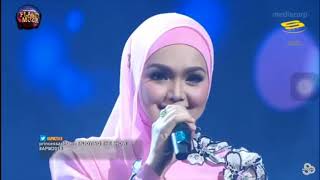 Judika FT Dato Sri Siti Nurhaliza Kisah Ku Inginkan LIVE APM [upl. by Gnuj297]