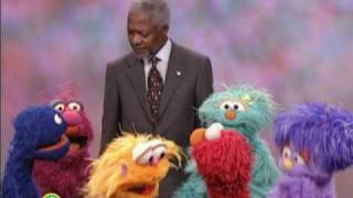 Sesame Street Kofi Annan Helps Monsters Sing the Alphabet Together [upl. by O'Neil]