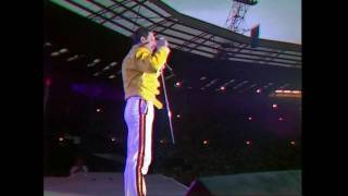 Queen  Another One Bites The Dust Live at Wembley 11071986 [upl. by Eatnoled863]