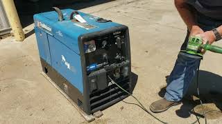 Miller Trailblazer 302 Welder  Generator [upl. by Joash]