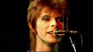 David Bowie  Starman  live 1972 rare footage  2016 edit [upl. by Yeslrahc131]