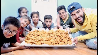 EATING 100 CHICKEN NUGGETS IN 10 MINUTES CHALLENGE [upl. by Googins]