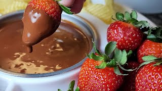 CHOCOLATE FONDUE  Easy Chocolate Fondue Recipe  Simply Mamá Cooks [upl. by Pillihp]