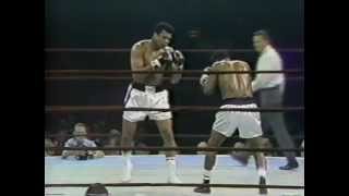 Muhammad Ali vs Floyd Patterson II 19720920 [upl. by Eednus]