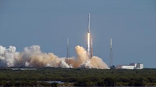 SpaceX réussit le décollage ET latterrissage de sa fusée [upl. by Ynettirb594]