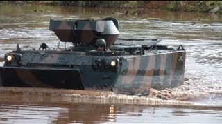 Blindado M113  Flutuação  Exército Brasileiro  FullHD [upl. by Rancell]