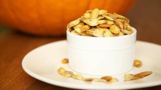 HOW TO ROAST PUMPKIN SEEDS  RECIPE [upl. by Ruberta606]