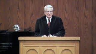 Looking at Disagreement  Charles R Swindoll [upl. by Eninahs]