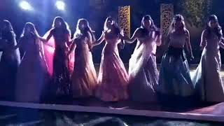 Alia Bhatt dance in her best friend wedding [upl. by Anibur197]