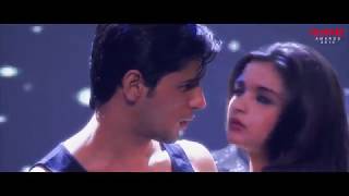 Alia Bhatt Varun Dhawan and Sidharth Malhotra’s romance on stage [upl. by Sigismundo]