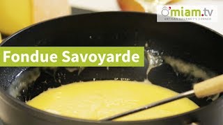 La Meilleure Recette de Fondue Savoyarde  FROMAGE [upl. by Auka654]