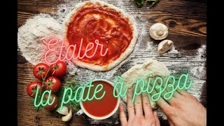 COMMENT ETALER LA PATE A PIZZA  A la main et sans rouleau [upl. by Jedd367]