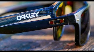 Oakley Holbrook vs Oakley Frogskin [upl. by Nahk616]